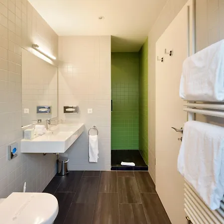 International & Terminus Hotel 3*