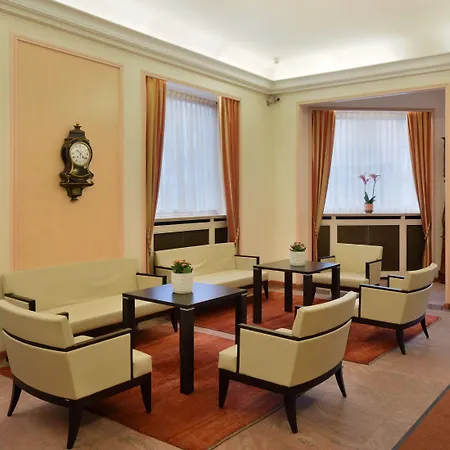 International & Terminus Hotel 3*