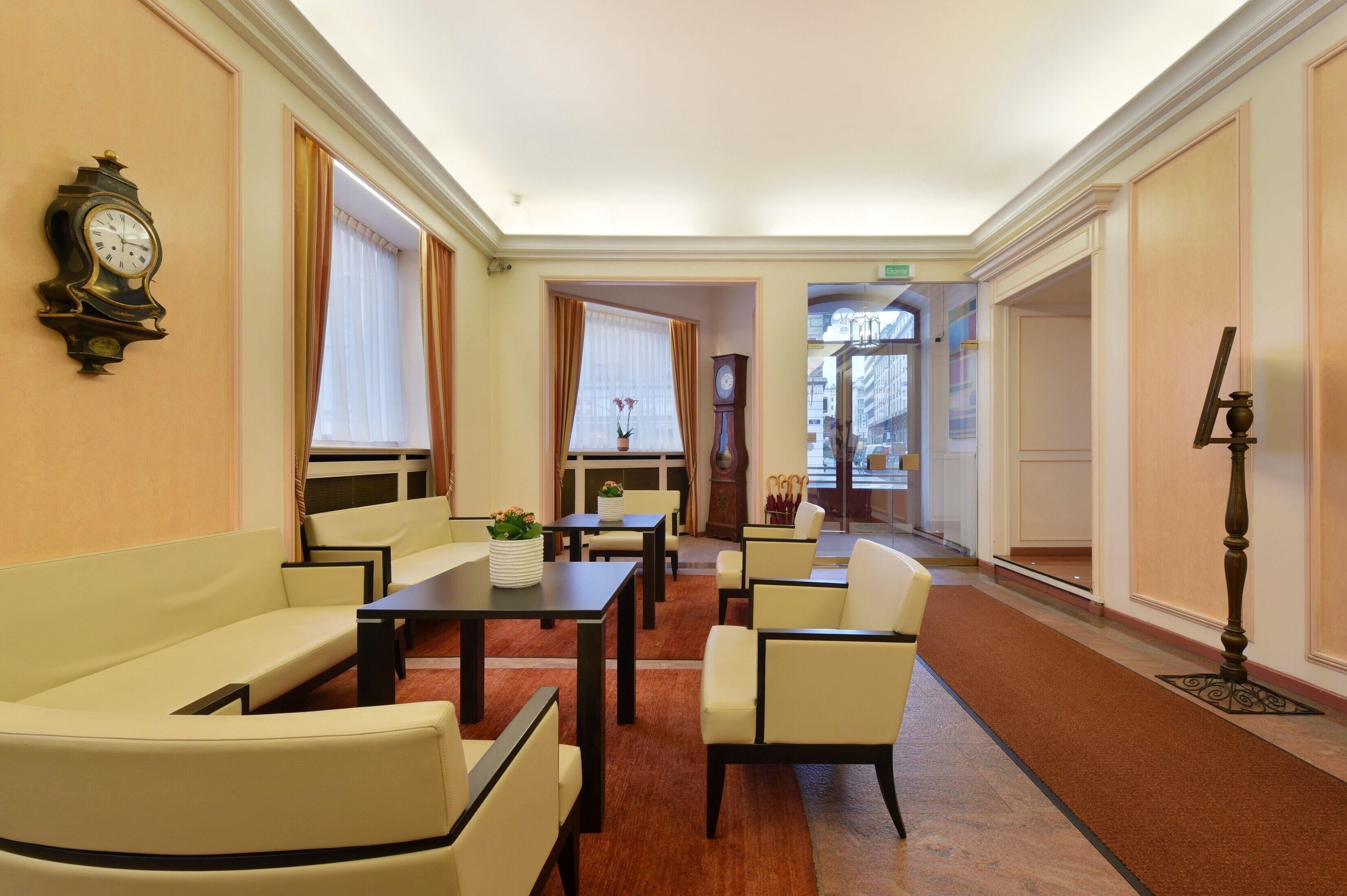 International & Terminus