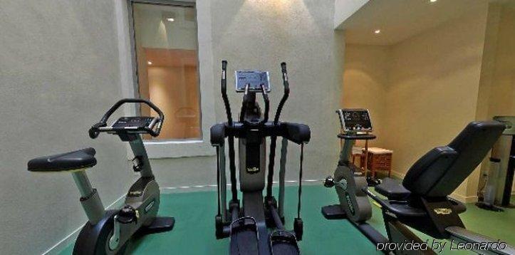 International & Terminus 3*