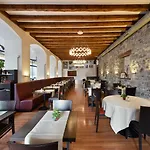 Hotel International & Terminus 3*