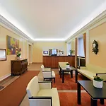 International & Terminus Hotel