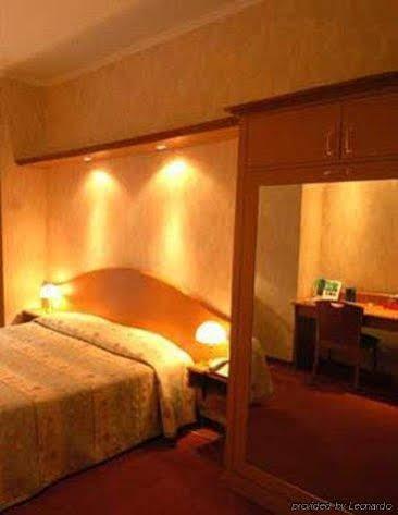 International & Terminus Hotel