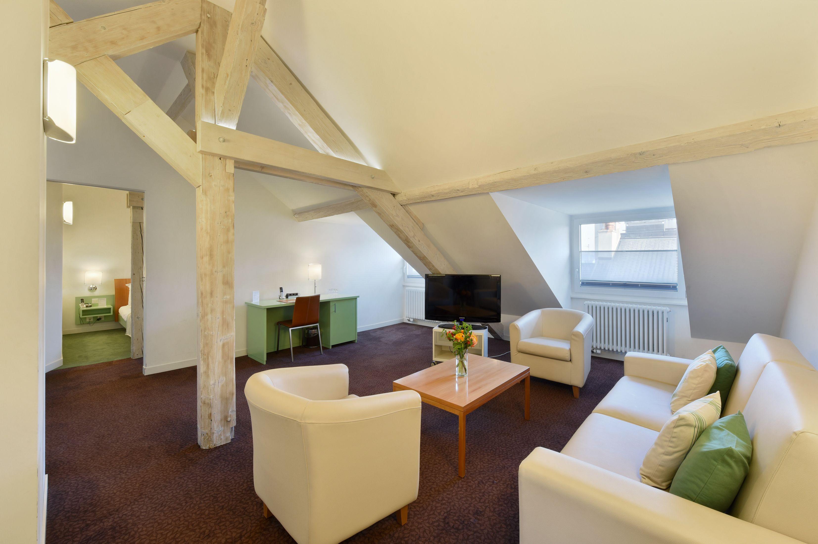 International & Terminus Hotel 3*