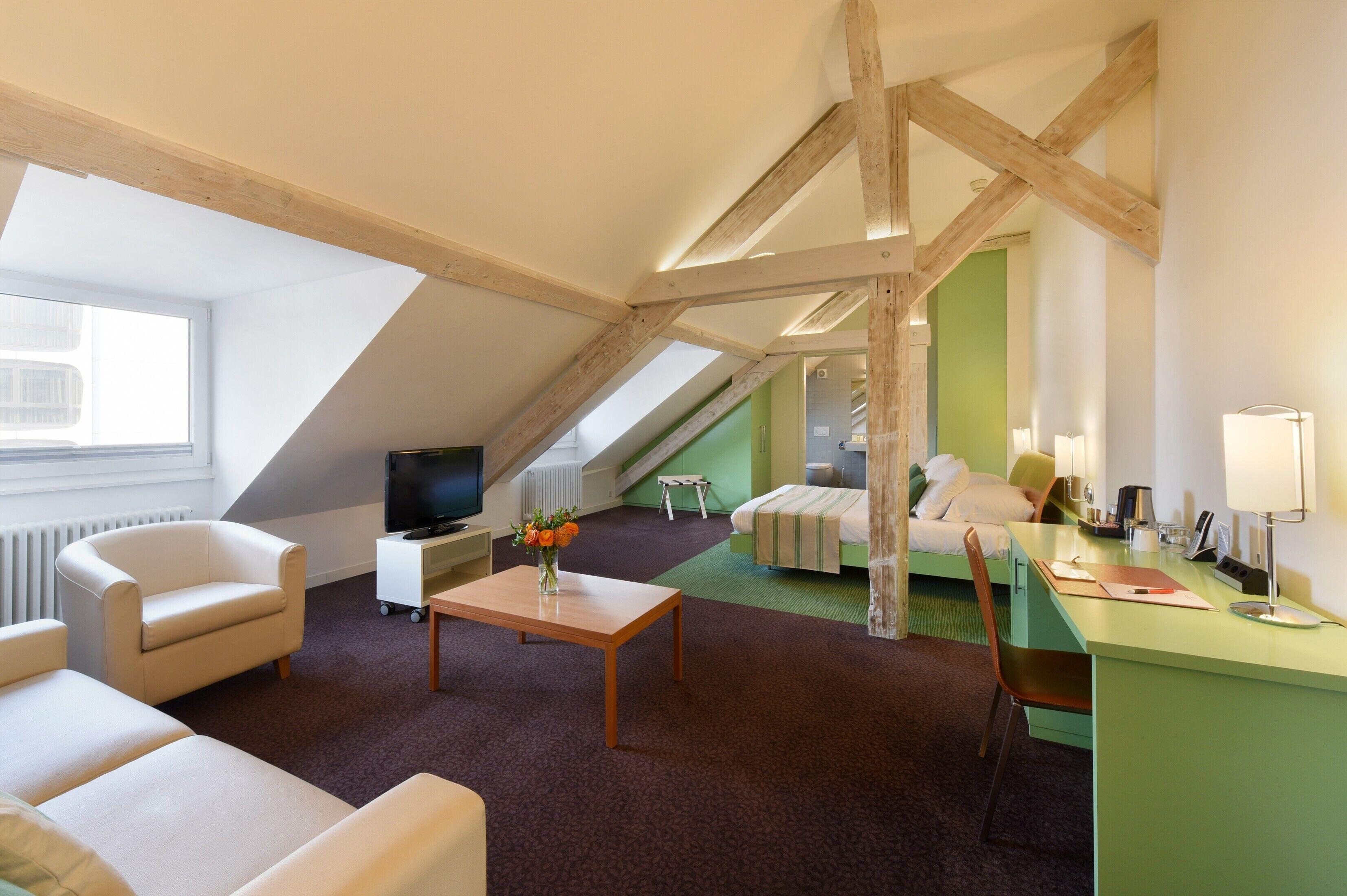 Hotel International & Terminus 3*